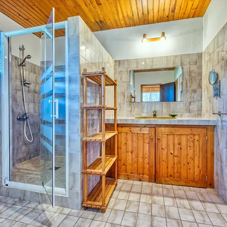 Le Hameau Du Point Du Jour By Interhome